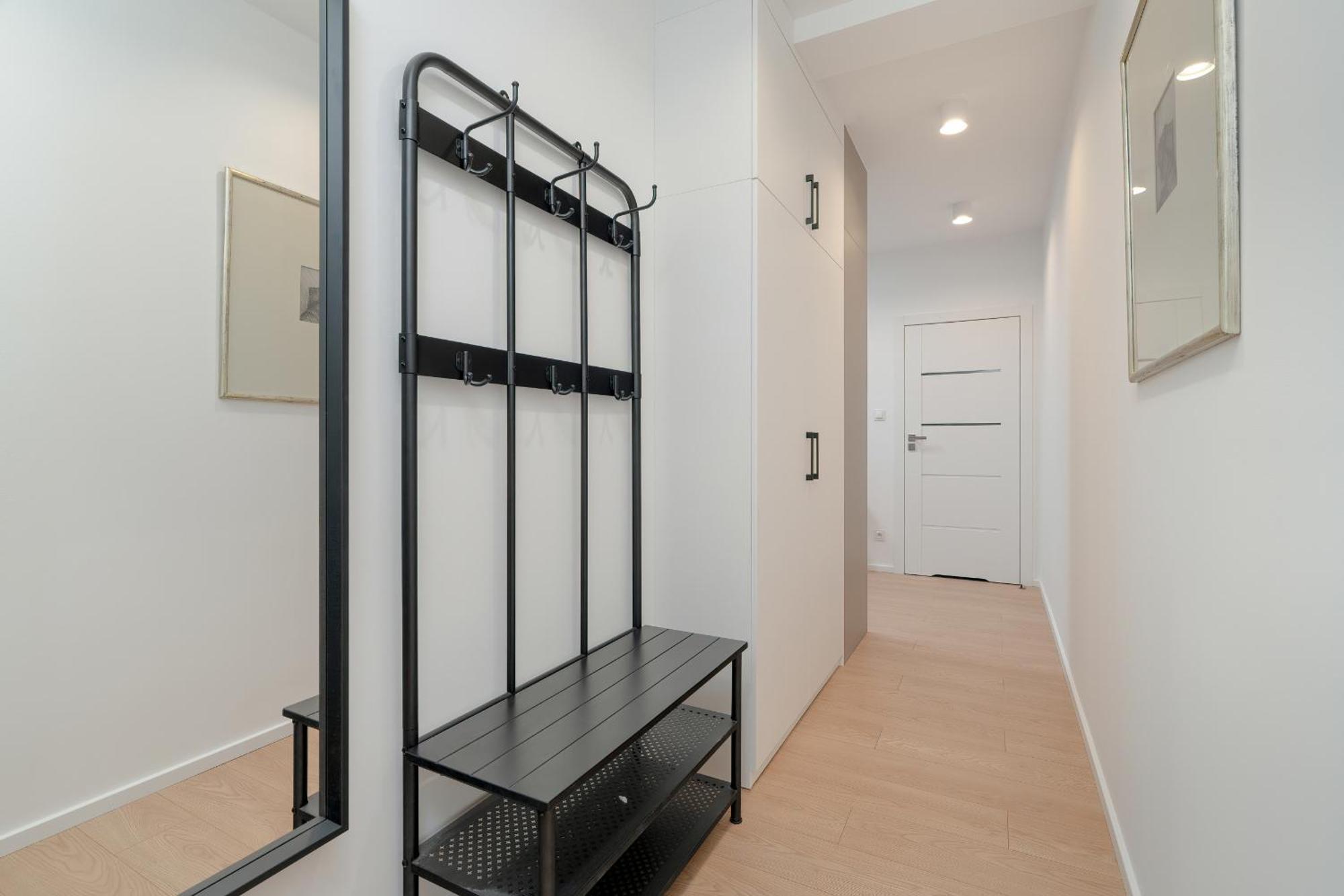 Spacious Apartment With Balcony By Rent Like Home Poznaň Exteriér fotografie