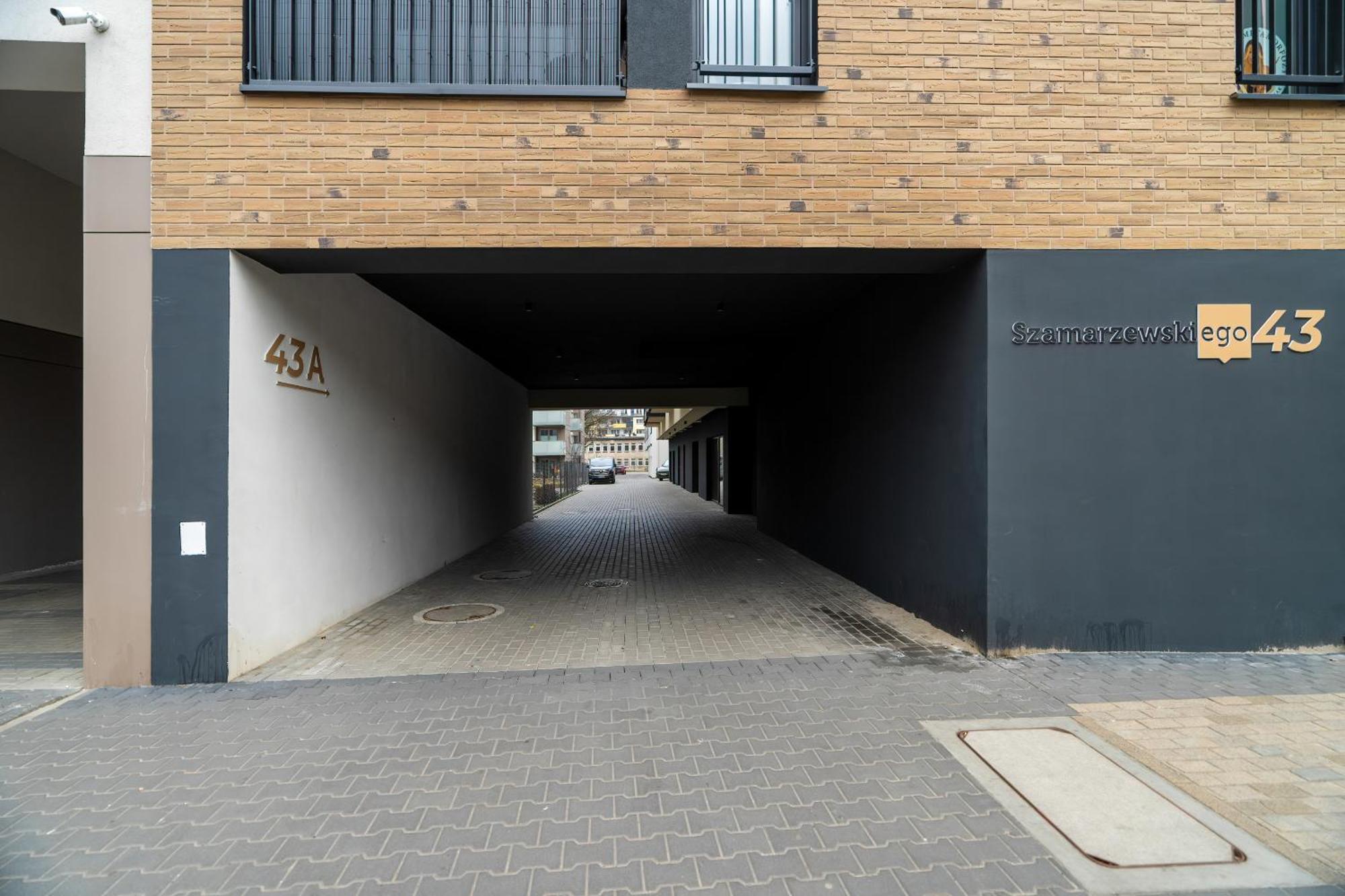 Spacious Apartment With Balcony By Rent Like Home Poznaň Exteriér fotografie